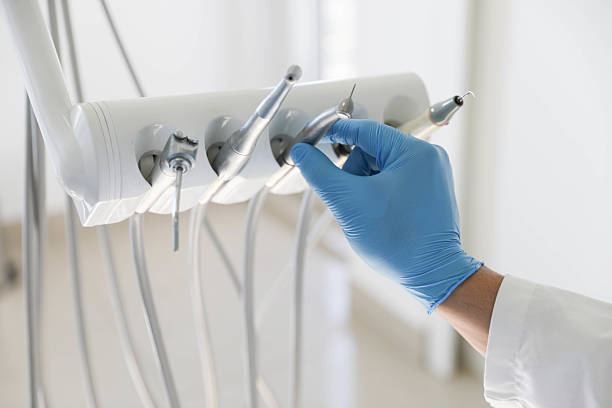 Professional Wisdom Tooth Removal technician working in Chattanooga, TN